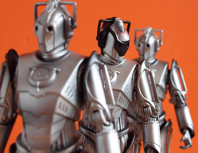 robot_orange