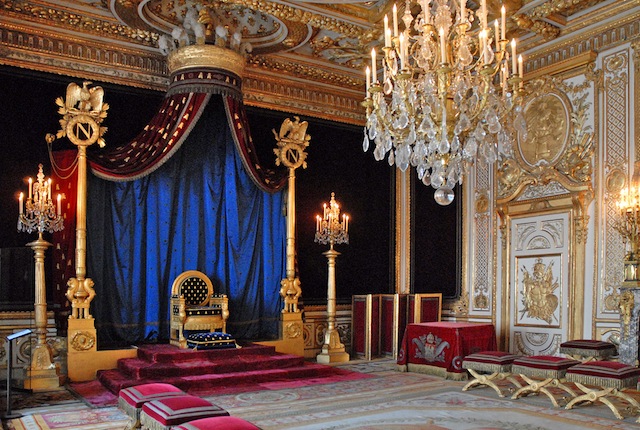 trone